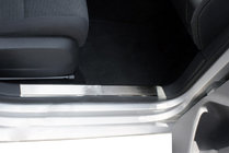 Seat Leon 2005-2012 Nakładki na progi wewnętrzne OmsaLine (2 szt, stal nierdzewna) zdjęcia 1