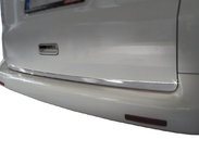 Volkswagen T5 Multivan 2003–2010 Nakładka na zderzak bagażnika stal nierdzewna Carmos, 1 tylna klapa do góry zdjęcia 1