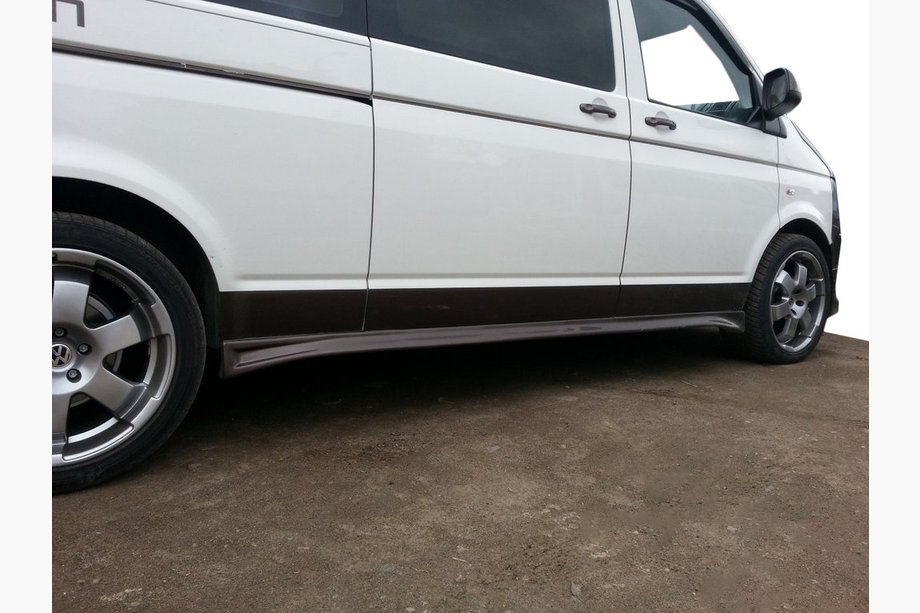 Volkswagen T5 2010-2015 Progi boczne V1 (pod malowanie) Długi Rozstaw Osi Image
