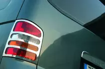 Volkswagen T5 Caravelle 2004-2010 Chromowane Nakładki na Tylne Lampy (Carmos, 2 szt, Stal Nierdzewna) zdjęcia 7