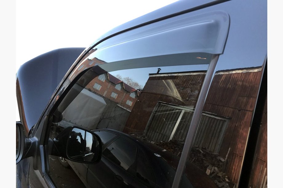 Volkswagen T5 Transporter 2003-2010 Deflektory Okien (2 szt, Sunflex) Image