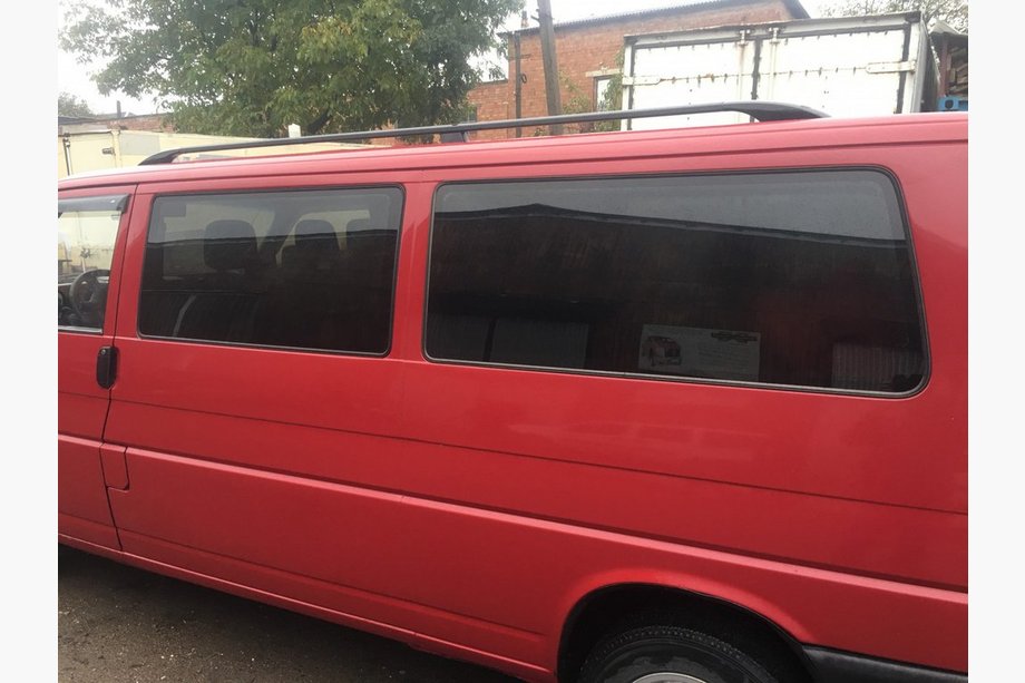 Volkswagen T4 Transporter 1990-2003 Relingi Dachowe Czarne Zdjęcia 2