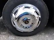 Mercedes Sprinter W906 2006–2018 Kołpaki nierdzewne OEM (2-pierścieniowe, 4 szt.) zdjęcia 2