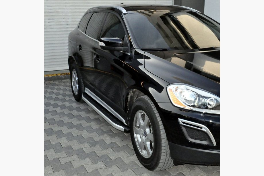 Volvo XC90 2002-2014 Progi Boczné Fullmond (2 szt., Aluminium) Image