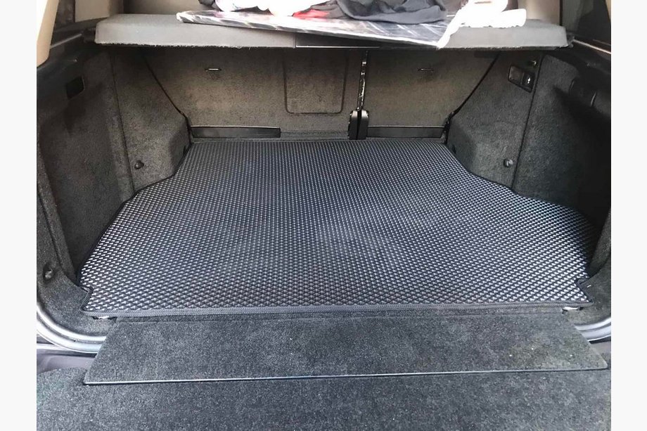 Range Rover III L322 2002-2012 Dywanik bagażnika (EVA, Czarny) Image
