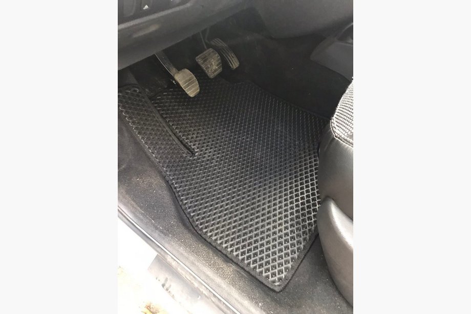 Renault Kangoo 2008–2020 Dywaniki EVA (czarne) Przednie Image
