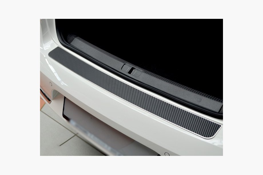 Fiat Doblo II 2010-2022 Nakładka na tylny zderzak carbon look (stal nierdzewna) Image