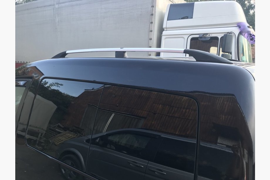 Volkswagen Caddy 2004-2010 Relingi Dachowe Chromowane Maxi, plastikowe stopki Image