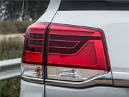 Toyota Land Cruiser 200 2007-2021 Tylne Lampy 2016-2021 (Standard OEM) zdjęcia 10