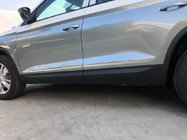 Skoda Kodiaq 2016-2023 Szeroka listwa drzwiowa Carmos nierdzewna zdjęcia 1