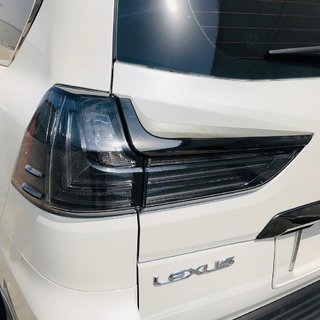 Lampy tylne 2016+ (Superior Black, 2 szt) Lexus LX570/450d 2008-2022 zdjęcia 2