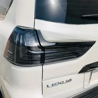 Lampy tylne 2016+ (Superior Black, 2 szt) Lexus LX570/450d 2008-2022 zdjęcia 2