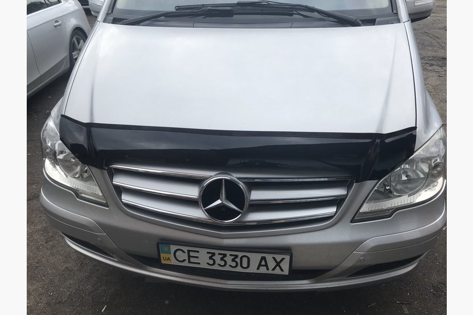 Mercedes Vito W639 2004-2014 Deflektor maski (ANV) Image