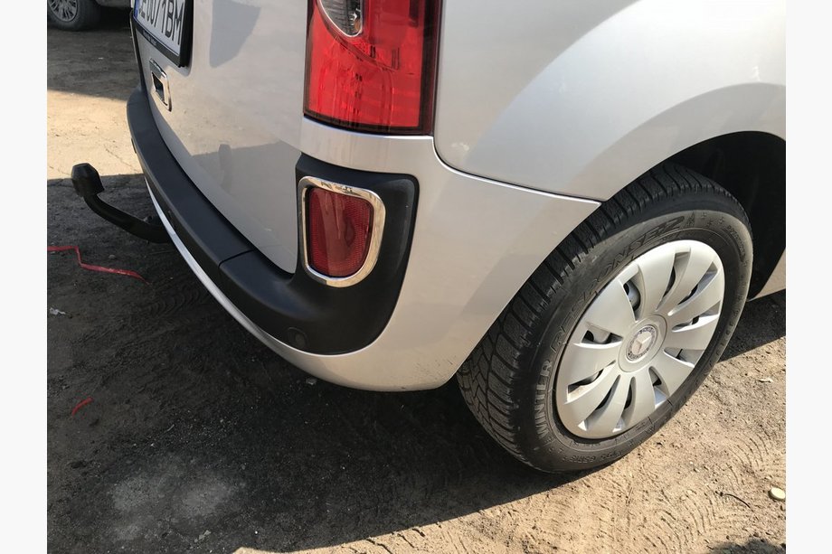 Mercedes Citan 2013-2021 Obwodka tylnego odblasku (2 szt, stal nierdzewna) Image