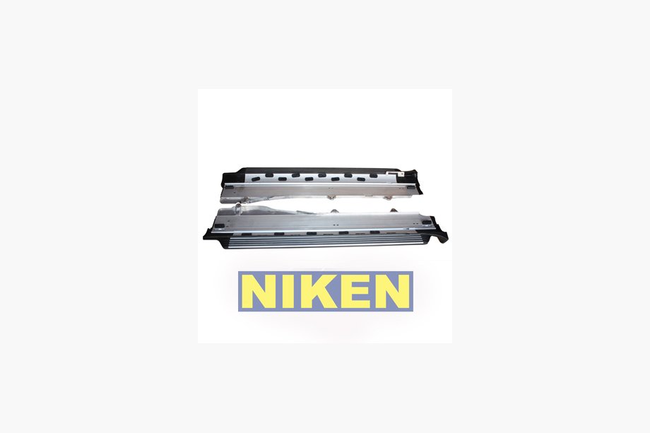 Porsche Cayenne 2003–2010 Oryginalne Progi Boczné (2 szt., Aluminium) Image