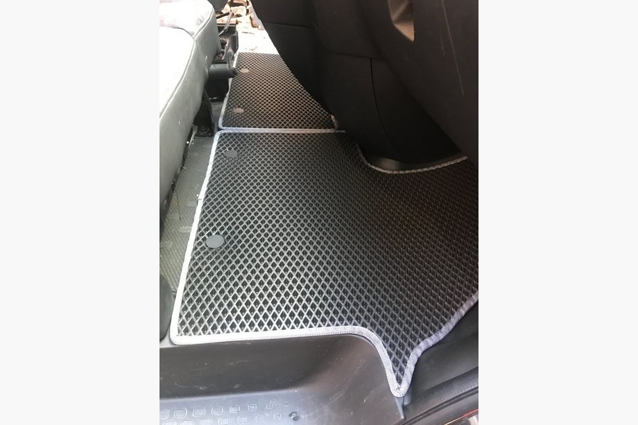 Opel Vivaro 2015-2019 Dywaniki (2 szt, EVA, czarne) Image