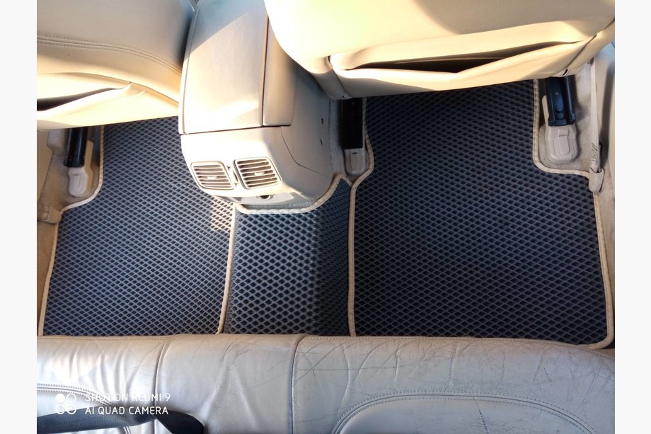 Hyundai Grandeur 2005-2011 Dywaniki samochodowe EVA poliuretanowe, czarne Image