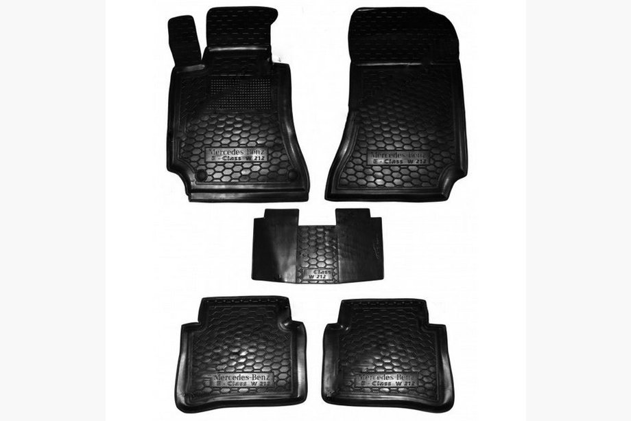 Mercedes E-class W212 2009-2016 Dywaniki gumowe z rantem (Autogumm) Image
