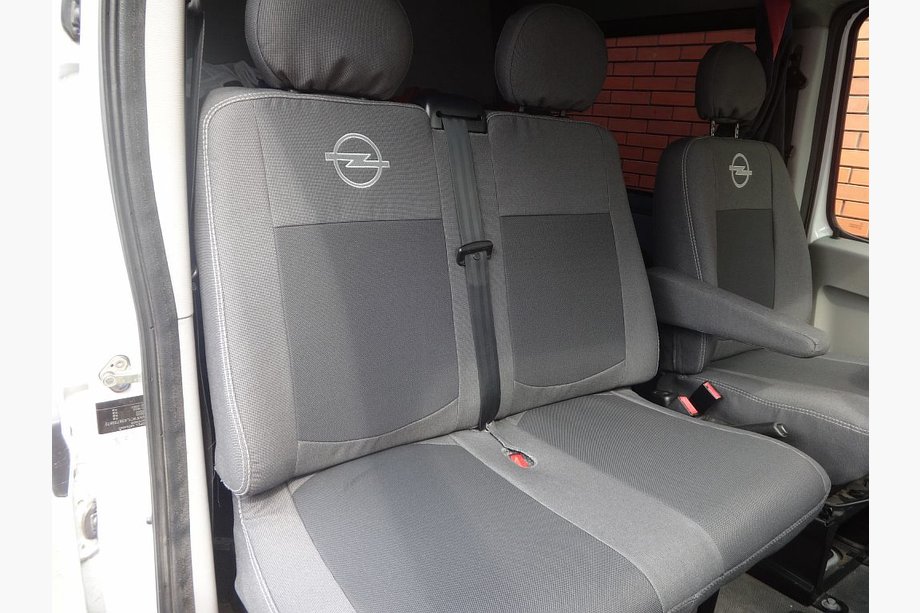 Nissan Interstar 2002-2010 Pokrowce Samochodowe (Materiałowe, Classik) Image