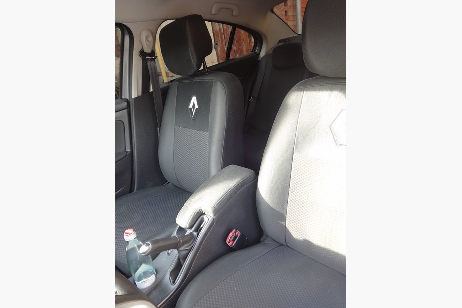 Renault Fluence 2009-2016 Pokrowce Samochodowe (2012↗, Tkaninowe, Classik) Image