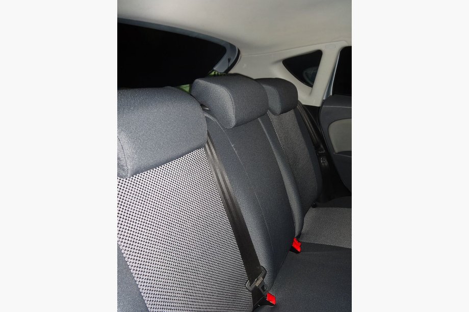 Seat Leon 2005-2012 Pokrowce Samochodowe (Materiałowe, Classik) Image