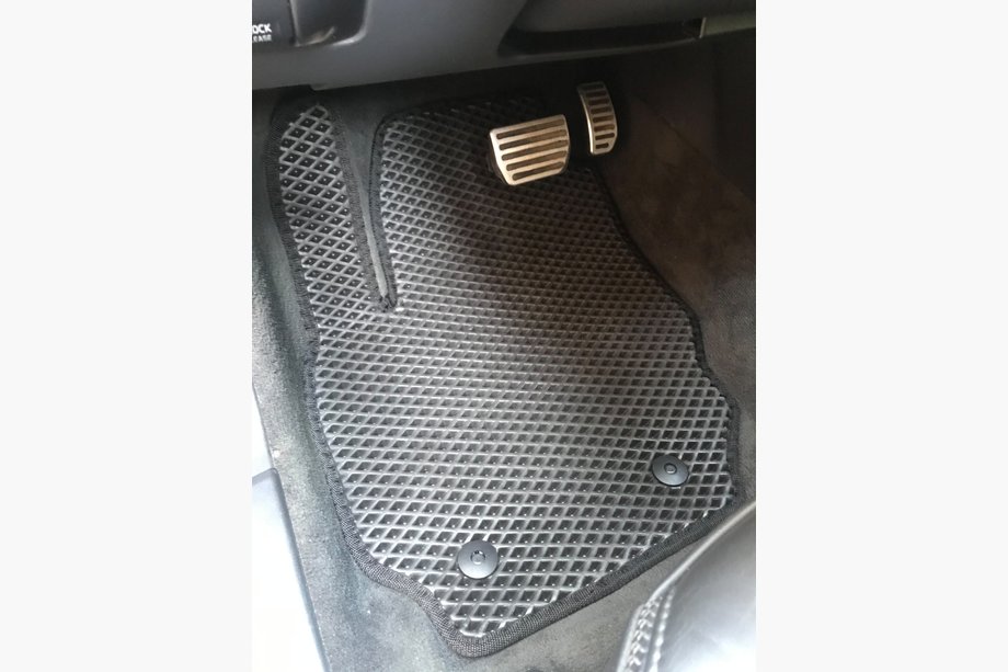 Volvo XC70 2007-2013 Dywaniki EVA (czarne) Image