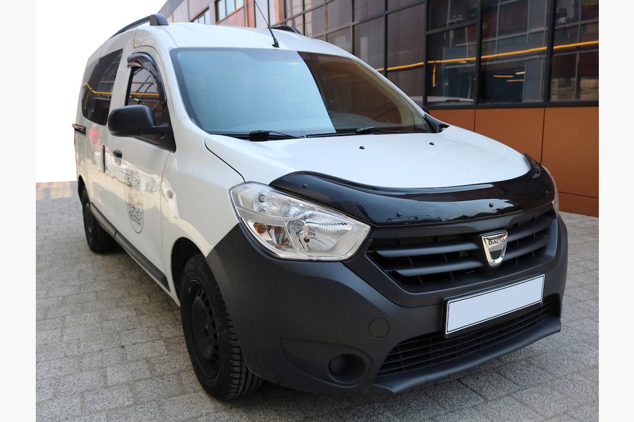Renault Dokker 2013-2022 Deflektor maski EuroCap Image
