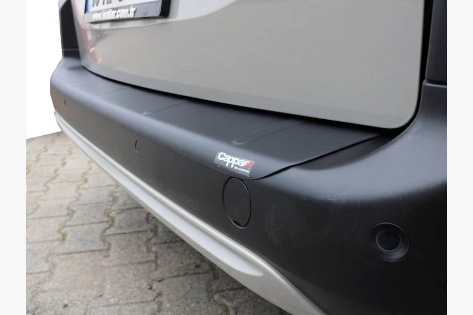 Opel Combo 2019- Nakładka na tylny zderzak (ABS) Image