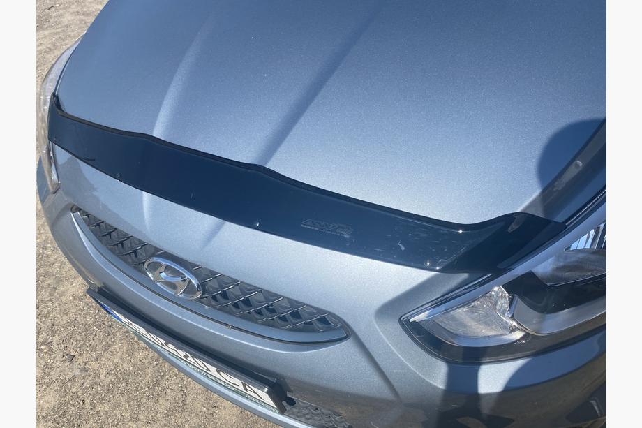 Hyundai Accent 2011-2017 Deflektor maski 2011-2017 (ANV) Image