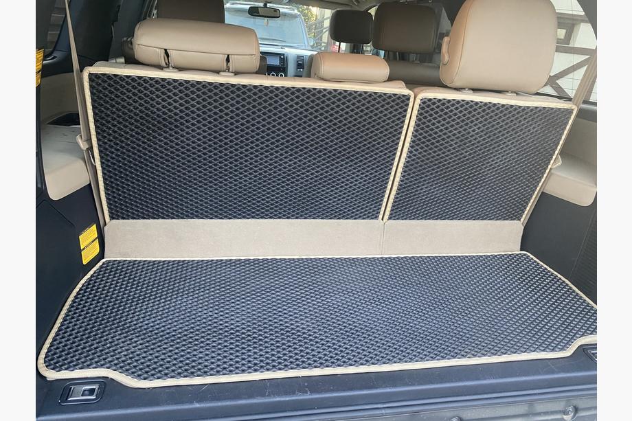 Toyota Sequoia 2007-2022 Dywanik bagażnika (EVA, czarny) Image