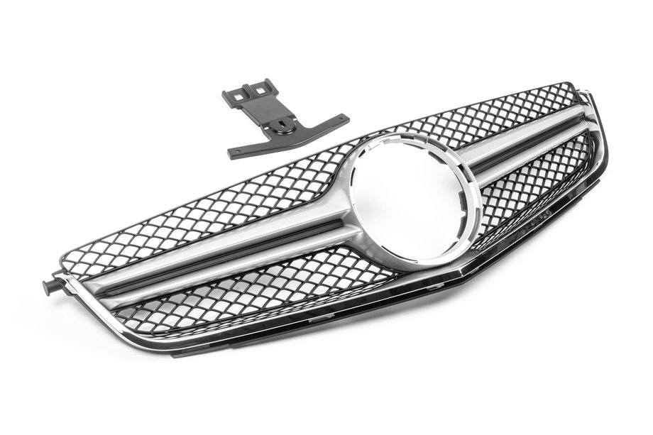 Mercedes C-class W204 2007-2015 Przedni Grill AMG Silver (do C63) Image
