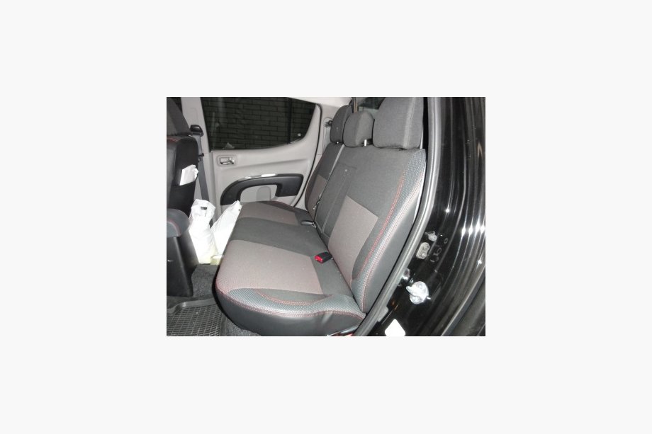 Mitsubishi L200 2006-2015 Pokrowce Samochodowe SoyuzAuto Premium Image