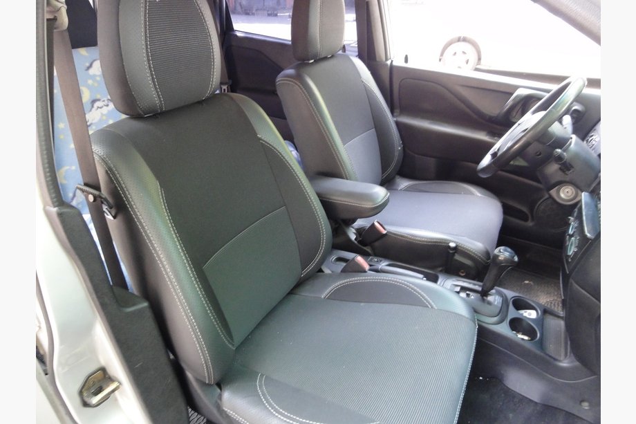 Mitsubishi Space Star 1998-2006 Pokrowce Samochodowe SoyuzAuto Premium Image