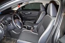 Nissan Qashqai 2014-2021 Pokrowce Samochodowe (Skóra Syntetyczna↗Tkanina, Premium) zdjęcia 4