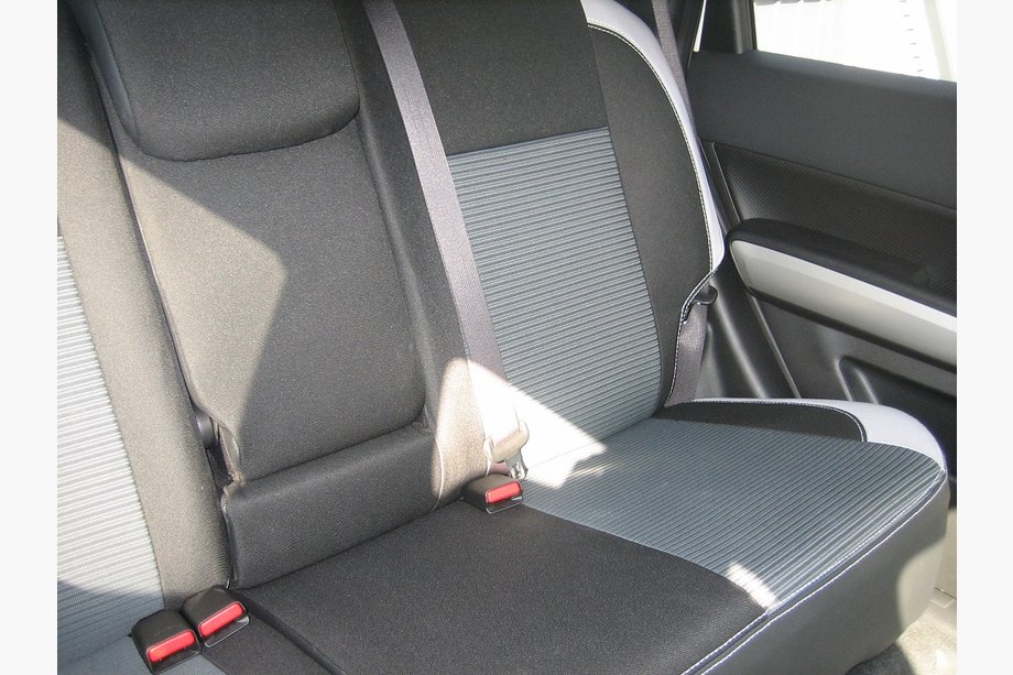 Nissan X-trail T31 2007-2014 Pokrowce Samochodowe SoyuzAuto Premium Zdjęcia 4