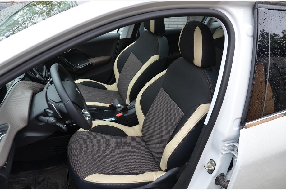 Opel Crossland X 2017-2024 Pokrowce Samochodowe Premium Image