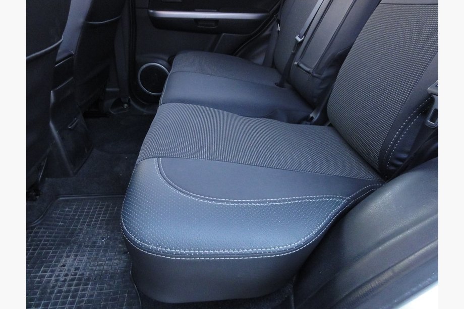 Suzuki Grand Vitara 2005-2017 Pokrowce Samochodowe SoyuzAuto Premium Zdjęcia 6