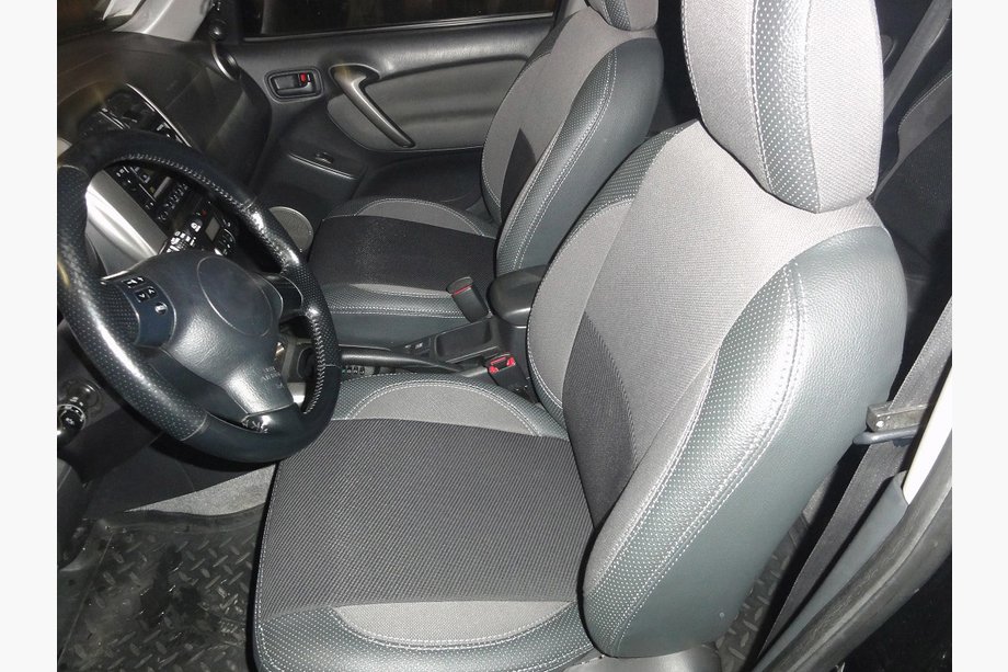 Toyota Rav 4 2001-2005 Pokrowce Samochodowe SoyuzAuto Premium Image