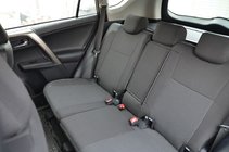 Toyota Rav 4 2013-2018 Pokrowce Samochodowe (Skóra Syntetyczna↗Tkanina, Premium) zdjęcia 3