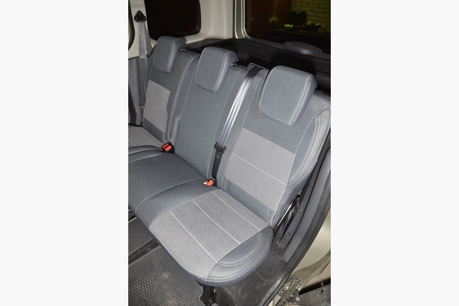 Mercedes Citan 2013-2021 Pokrowce Samochodowe (Skóra Syntetyczna↗Tkanina, Premium) Na Przednie Fotele Image