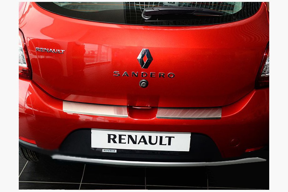 Dacia Sandero 2013-2020 Nakładka na tylny zderzak z rantem (Notaniko) Image