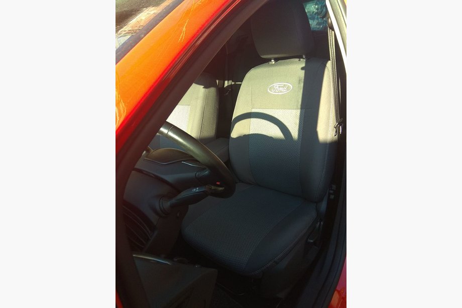Ford Fiesta 2002-2008 Pokrowce Samochodowe (Materiałowe, Classik) Image