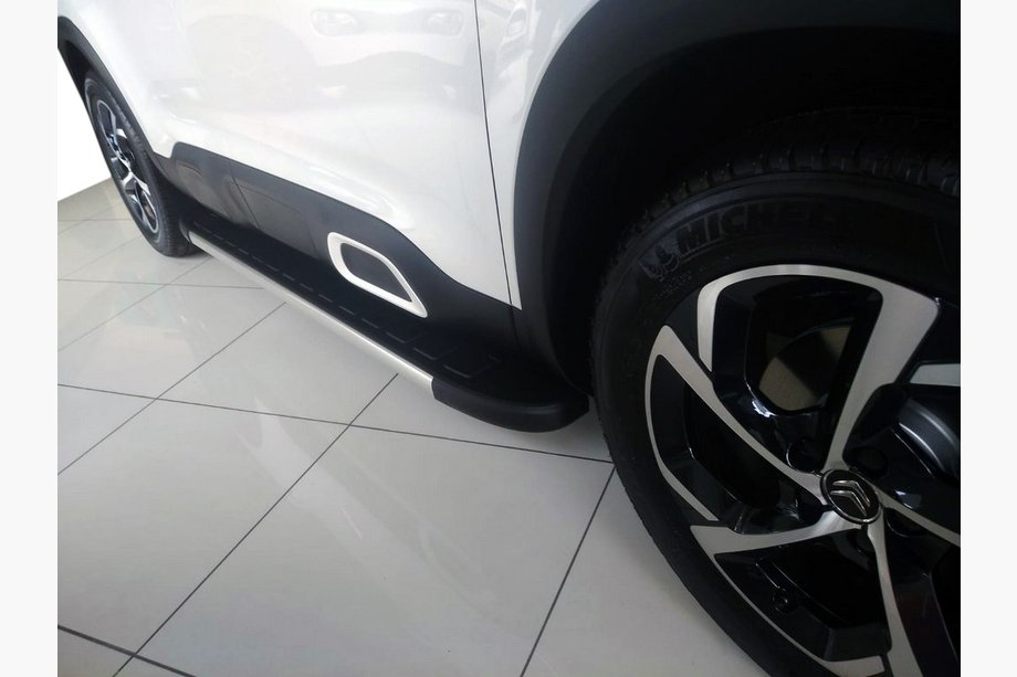 Peugeot 3008 2016-2023 Progi Boczné Duru (2 szt., Aluminium) Image