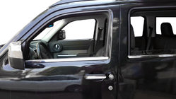 Dodge Nitro 2006-2011 Listwa Ozdobna Szyby Stal Nierdzewna zdjęcia 1