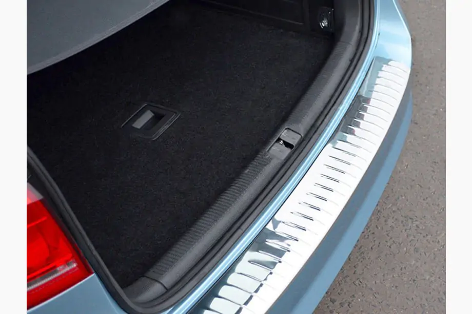 Volkswagen Passat B7 2012-2015 Nakładka na tylny zderzak OmsaLine Połysk (SW, Stal Nierdzewna) Image