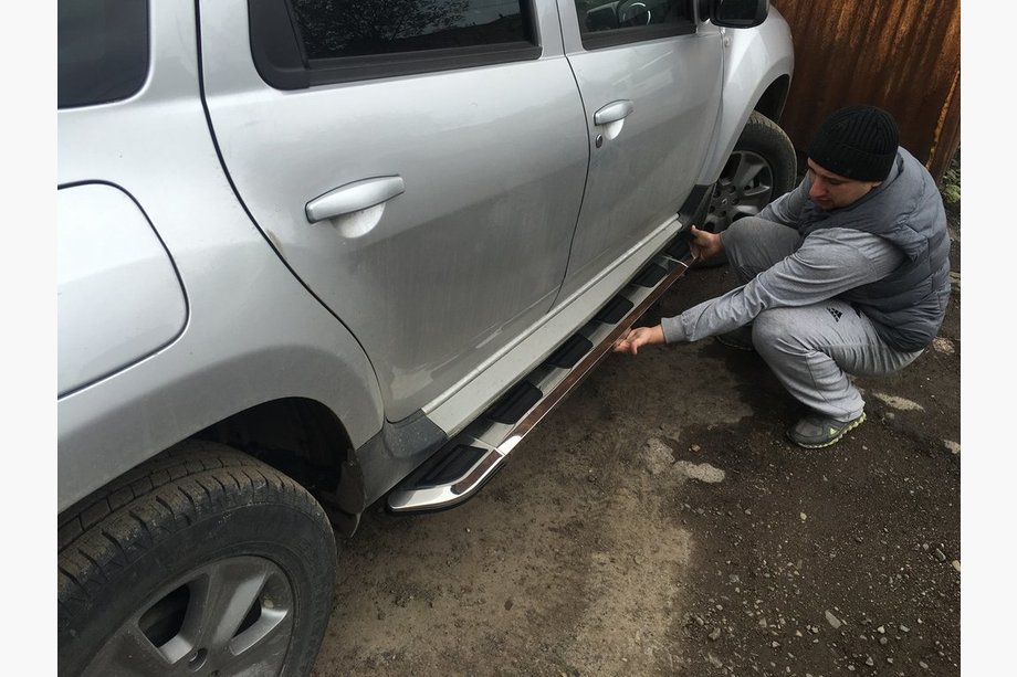 Renault Duster 2008–2017 Progi Boczné Vison (2 szt., Aluminium i Stal Nierdzewna) Image