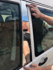 Volkswagen T5 Caravelle 2004-2010 Wyprzedaż! Chromowana listwa na słupek (lewa strona) zdjęcia 1