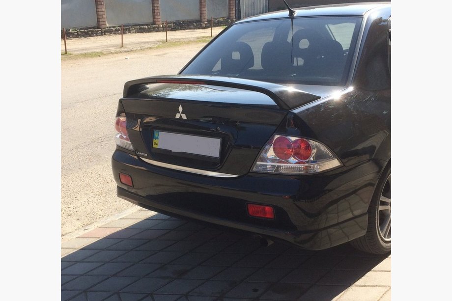 Mitsubishi Lancer 9 2004-2008 Listwa bagażnika stal nierdzewna Image