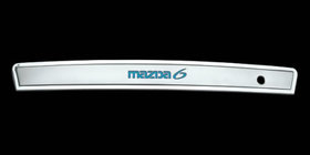 Mazda 6 2003-2008 Listwa chromowana z niebieskim podświetleniem (plastik) zdjęcia 1