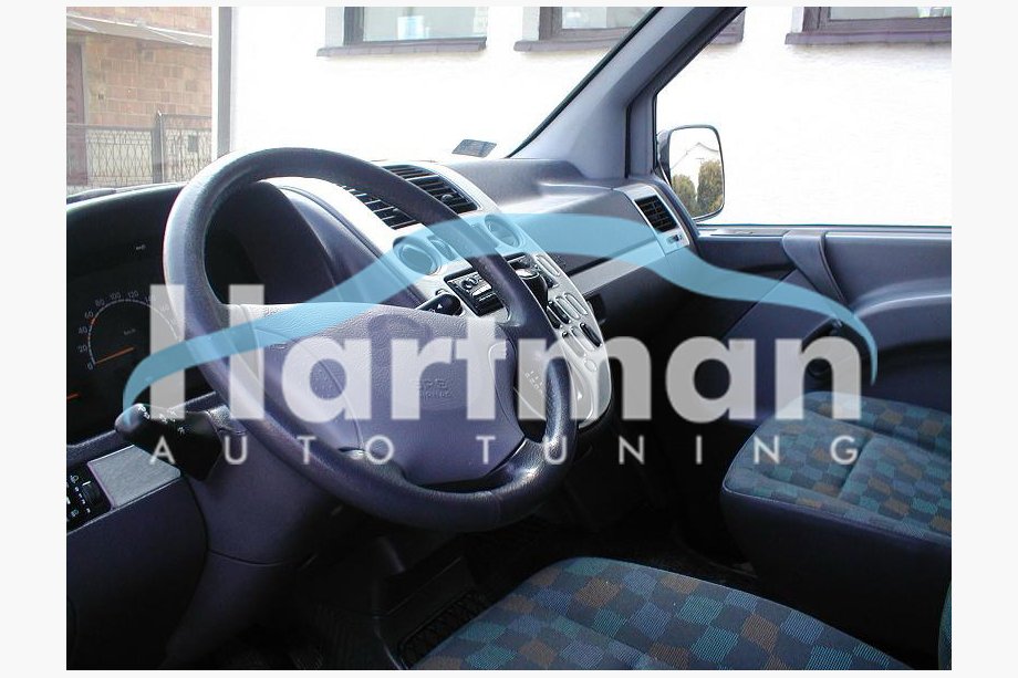 Mercedes Vito W638 1996-2003 Nakładki na deskę rozdzielczą VIP (1999-2003) Orzech Zdjęcia 4